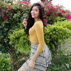 Meet your Posher, Amelia